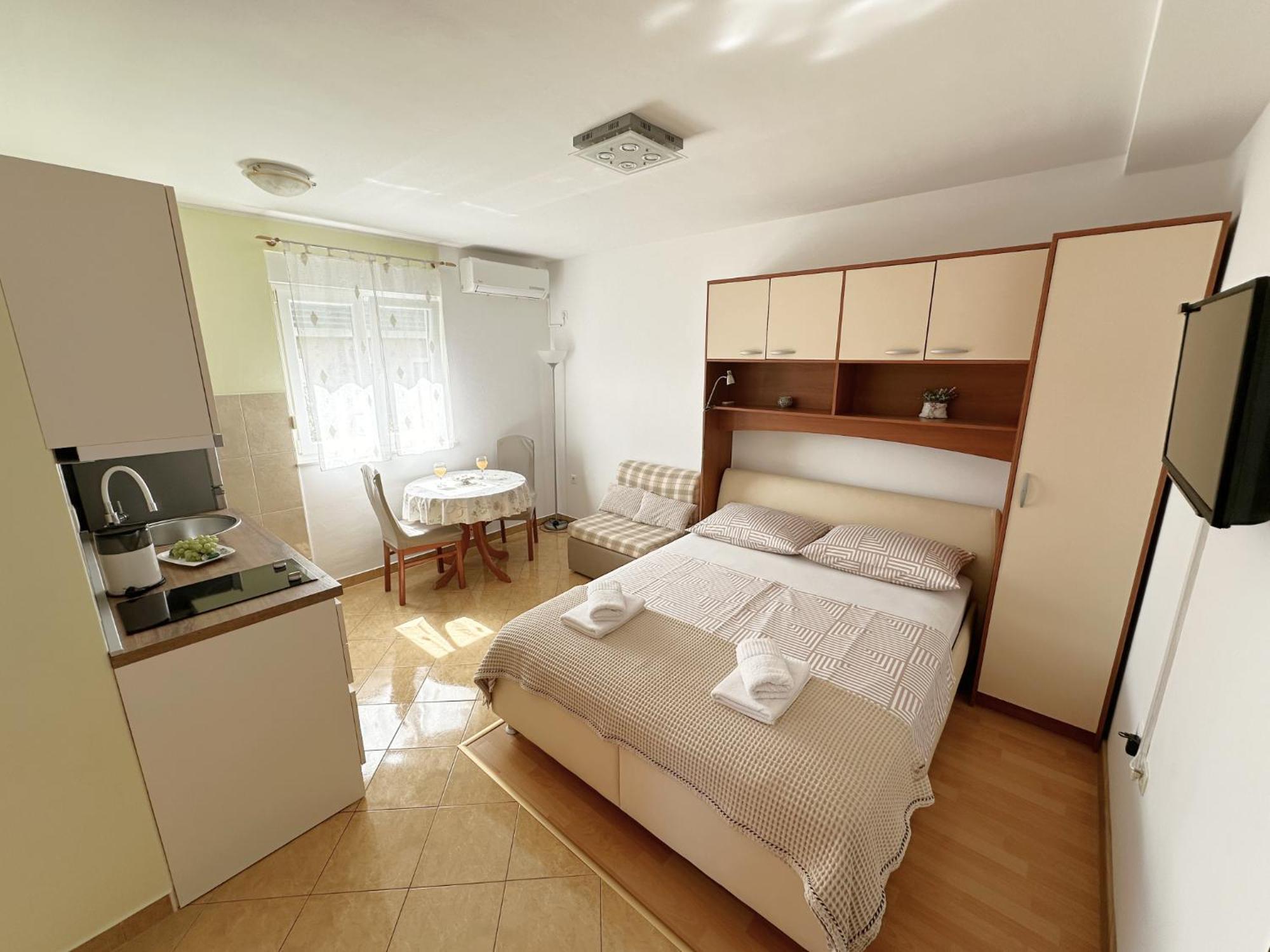 Apartments Vila Miranda Vodice Buitenkant foto